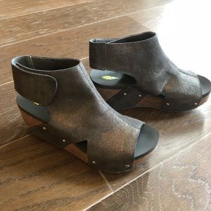 Volatile Wedges